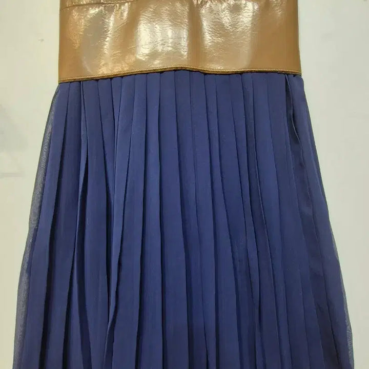 [BUNJANG] Toga Pulla Leather Pleated Dress / 토가 풀라 가죽 플리츠 원피스