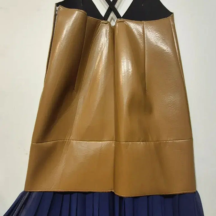 [BUNJANG] Toga Pulla Leather Pleated Dress / 토가 풀라 가죽 플리츠 원피스
