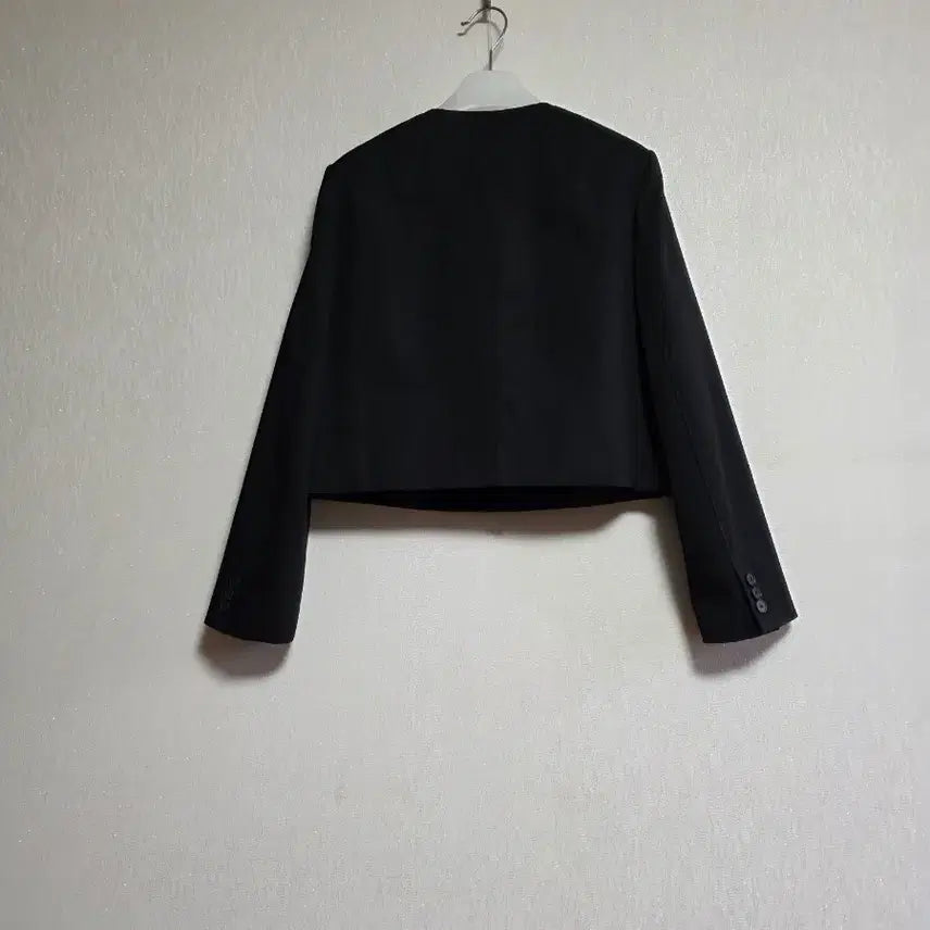 [BUNJANG] 시스티나 브이넥 숏 자켓 / 시스티나 브이넥 숏 자켓