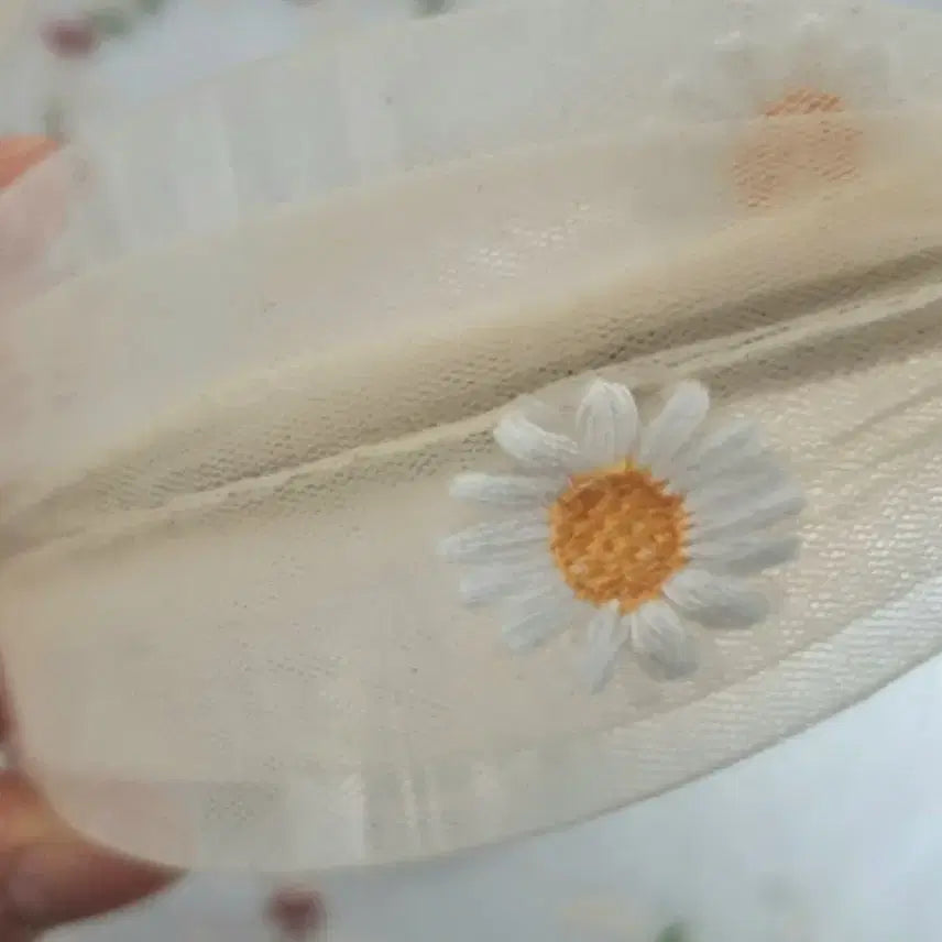 [BUNJANG] Daisy Embroidered Chiffon Headband / 데이지 자수 쉬폰 머리띠(새상품)