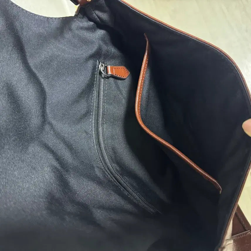 [BUNJANG] Loeuvre Sac De Jardin Small Brown Handbag / 루에브르 삭드자뎅 스몰 브라운
