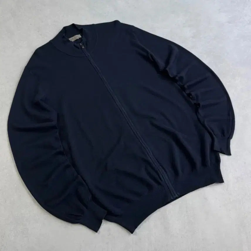 [BUNJANG] Corneliani Navy Knit Zip-Up Cardigan / 꼬르넬리아니 네이비 니트 집업 가디건