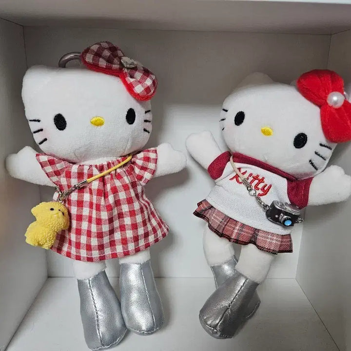 [SOLD OUT] 헬로키티 인형 키링 세트