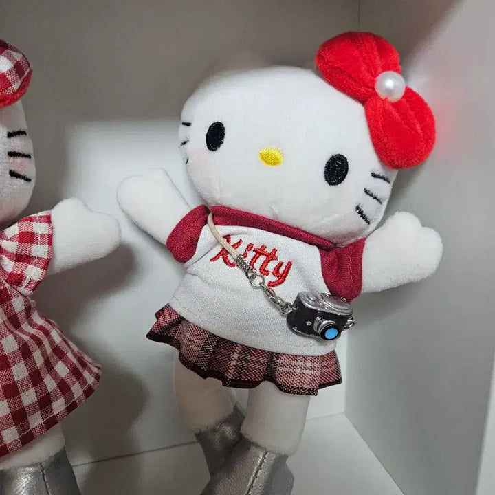 [SOLD OUT] 헬로키티 인형 키링 세트