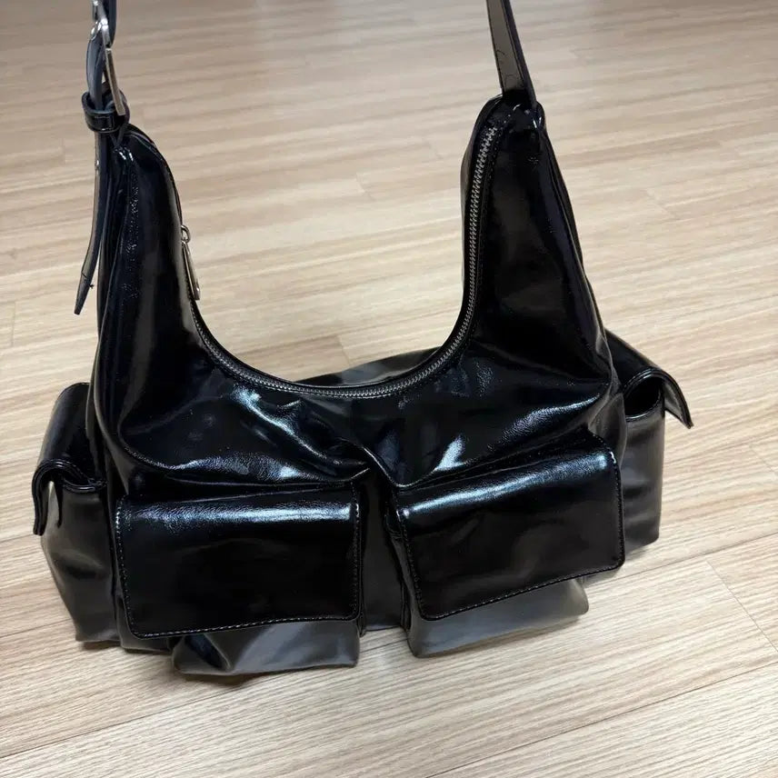 [BUNJANG] Shoopen Multi-Pocket Shoulder Crossbag / 슈펜 멀티포켓 숄더백 크로스백