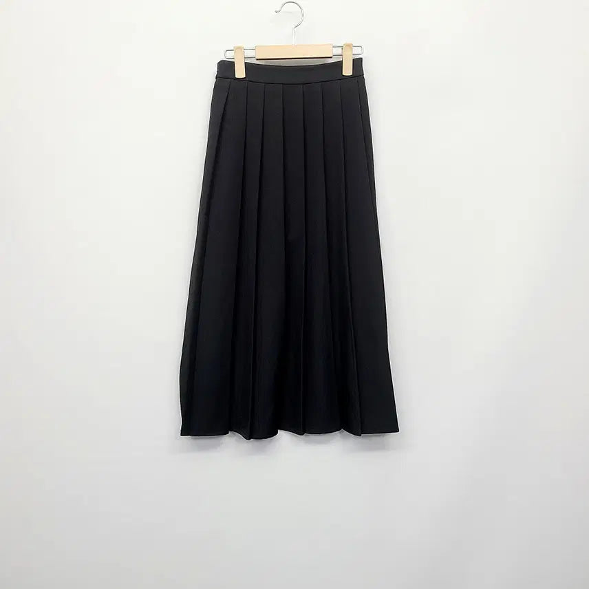 [BUNJANG] GGPX Black Pleated Long Skirt / GGPX 정품/24년식 블랙 플리츠 뒷밴딩 롱 스커트