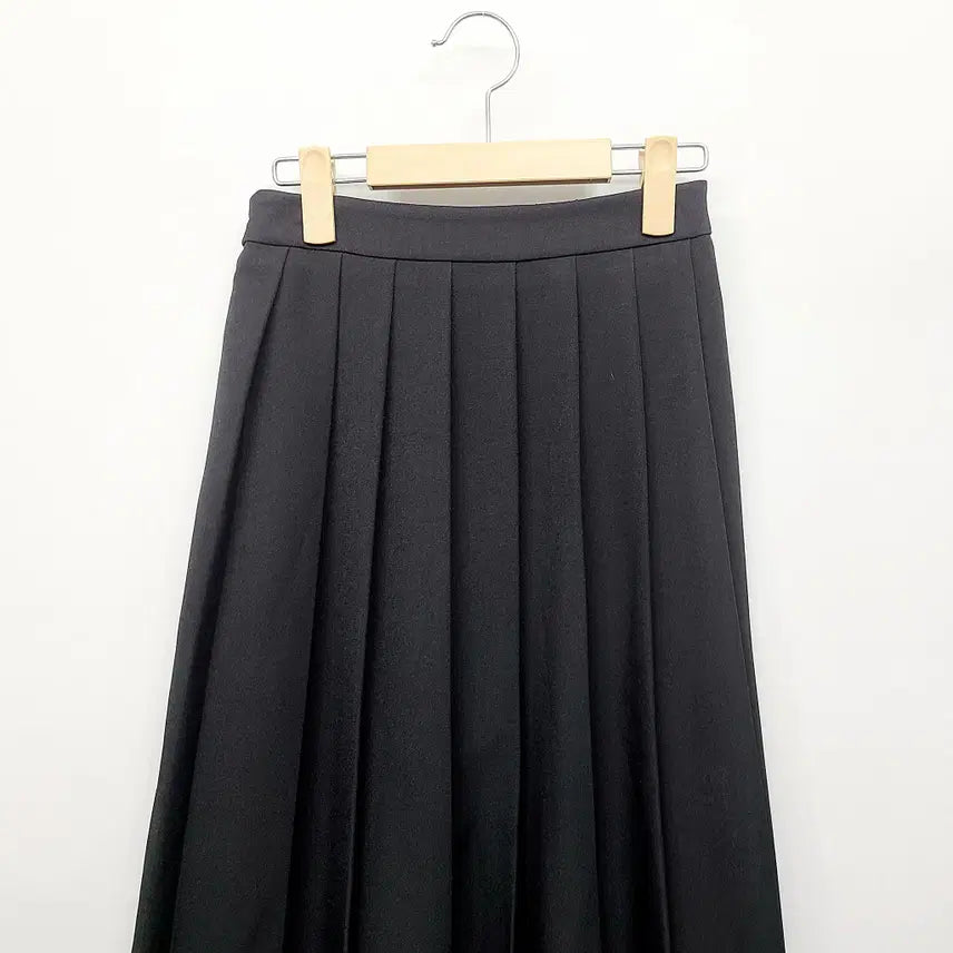 [BUNJANG] GGPX Black Pleated Long Skirt / GGPX 정품/24년식 블랙 플리츠 뒷밴딩 롱 스커트