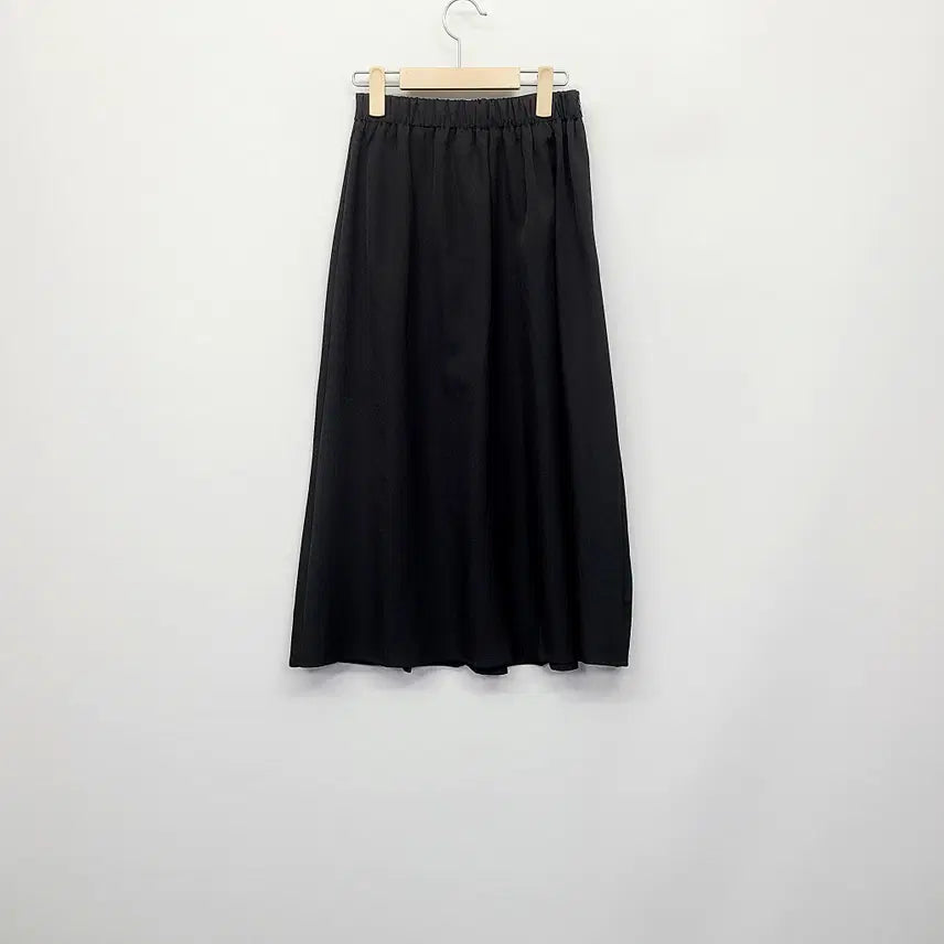 [BUNJANG] GGPX Black Pleated Long Skirt / GGPX 정품/24년식 블랙 플리츠 뒷밴딩 롱 스커트