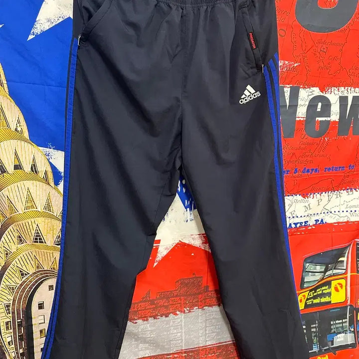 [BUNJANG] Adidas Old School Predator Navy Training Pants (105) / 아디다스 올드스쿨 프레데터 네이비 트레이닝팬츠 105