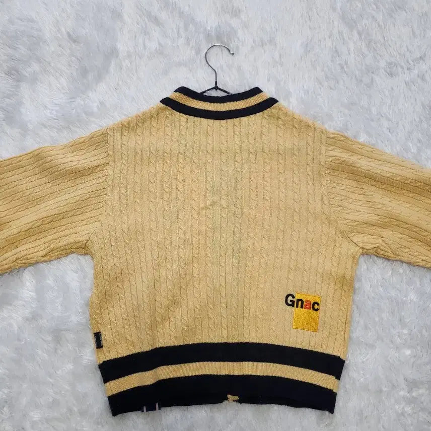 [BUNJANG] Romantic Crown Cable Knit Cardigan Yellow / 로맨틱크라운 꽈배기 가디건 옐로우 90~95