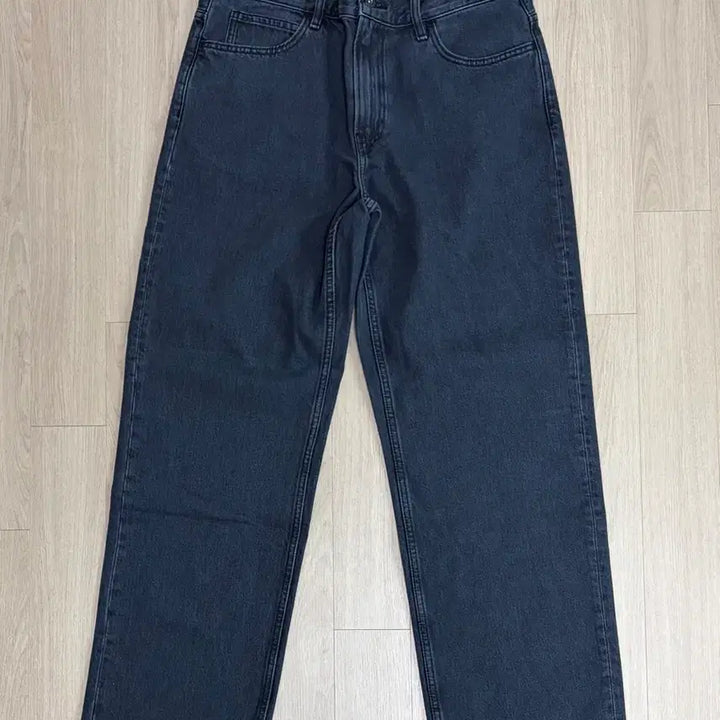 [BUNJANG] Uniqlo JWA Straight Jeans 30 / 유니클로JWA 스트레이트진 30 (07그레이)