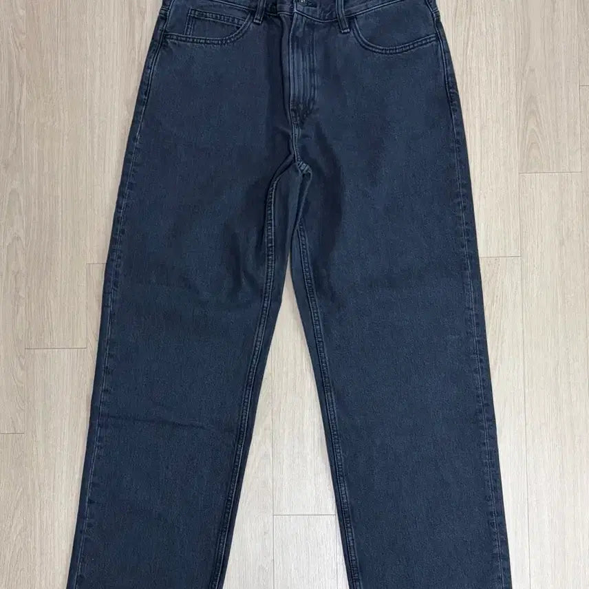 [BUNJANG] Uniqlo JWA Straight Jeans / 유니클로JWA 스트레이트진 31 (07GRAY)