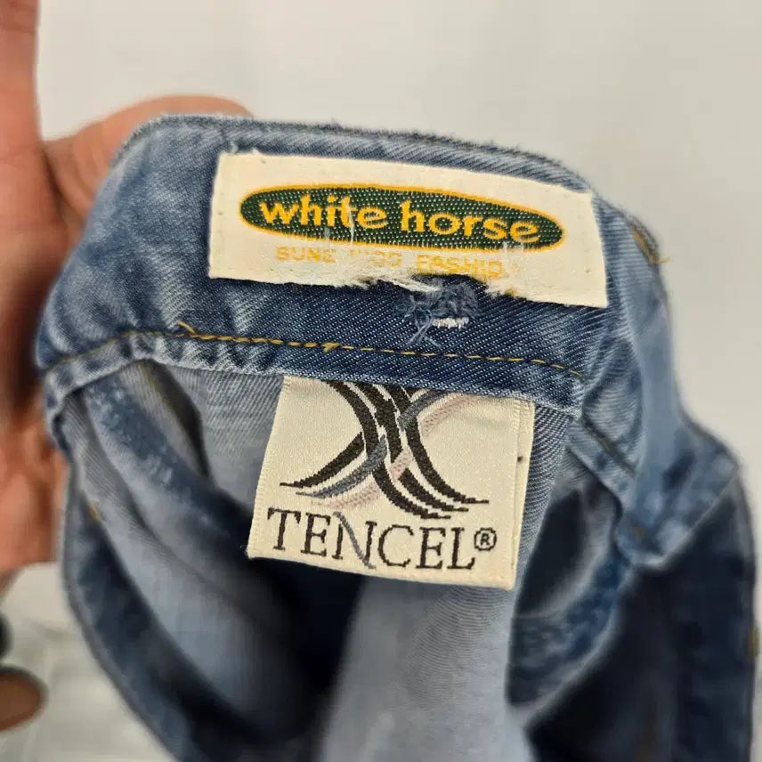 [SOLD OUT] White Horse TENCEL 데님 스커트 27" [E30618]