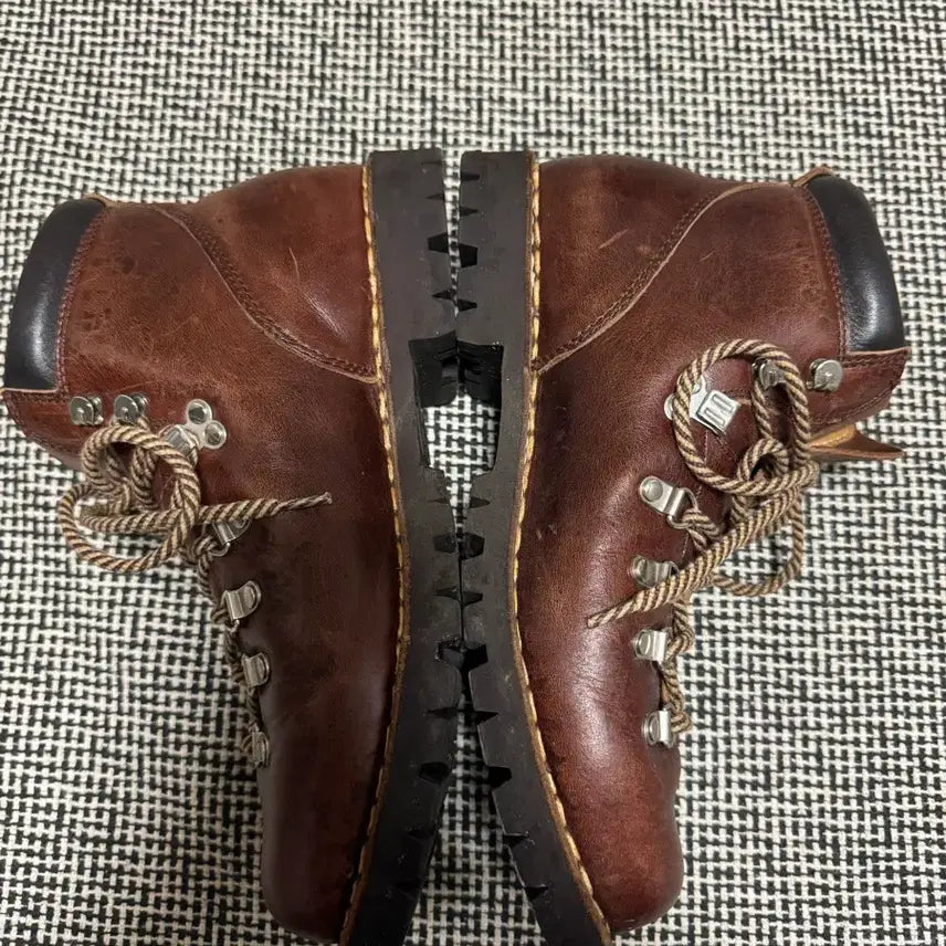 [SOLD OUT] 파라부트 이보리아즈