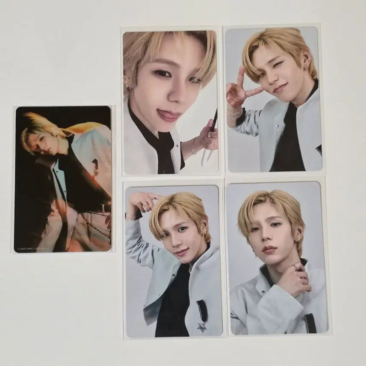 [BUNJANG] RIIZE Wonbin Shotaro Trading Card Bundle Set / [일괄]라이즈 쇼타로 포토카드 라이징라우드 랜덤 트레카 온라인쿠지