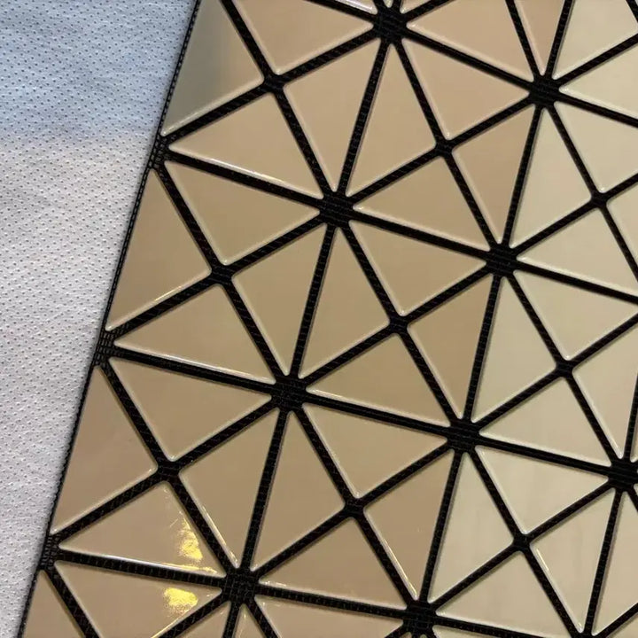 [BUNJANG] Bao Bao Lucent Tote Bag White Beige / 바오바오 루센트 토트백 화이트베이지