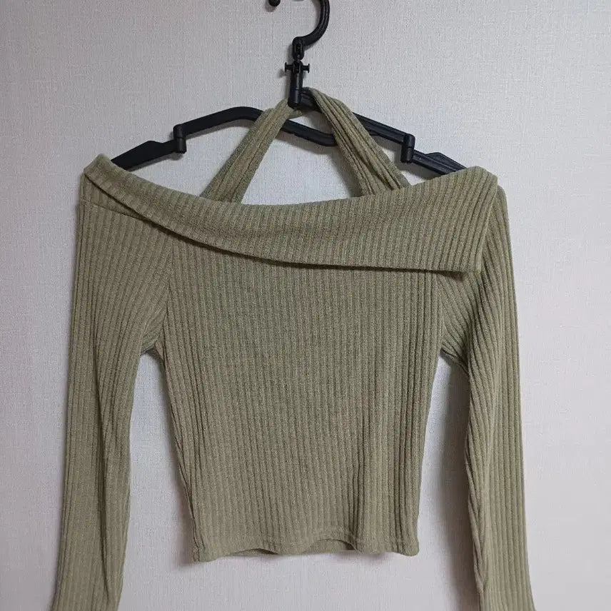 [SOLD OUT] 올리브 골지 오프숄더 긴팔 티셔츠