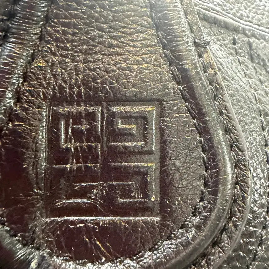 [BUNJANG] Givenchy Black Leather Tote Bag / 지방시 블랙 레더 토트백