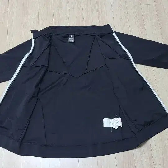 [SOLD OUT] 데상트 트랙탑