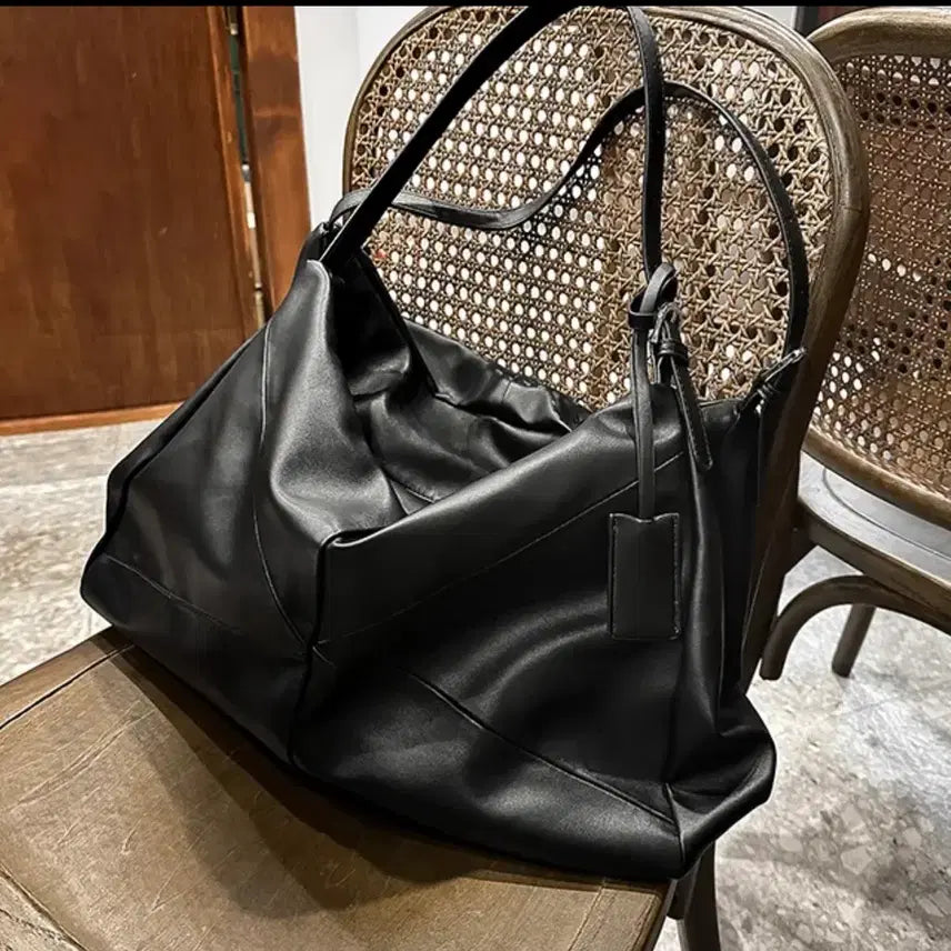 [SOLD OUT] 소프트 가죽 오버사이즈 빅 숄더백