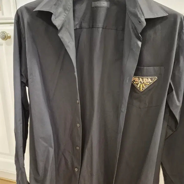 [BUNJANG] Prada Black Cotton Shirt with Triangle Logo / 프라다 블랙 셔츠 삼각로고 장식 코튼 셔츠