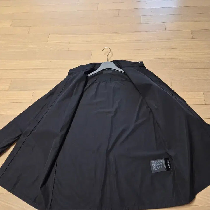 [BUNJANG] Prada Black Cotton Shirt with Triangle Logo / 프라다 블랙 셔츠 삼각로고 장식 코튼 셔츠