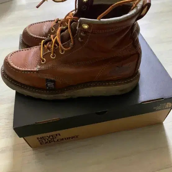 [SOLD OUT] 쏘로굿 목포 워커