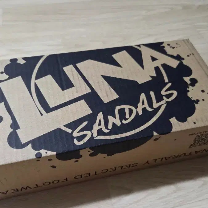 [BUNJANG] Luna Sandals Black/Orange Strap Sandals / 루나 샌들 블랙/오렌지 스트랩