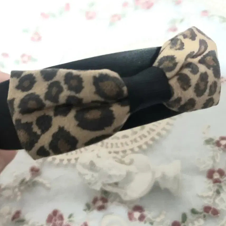 [BUNJANG] Leopard Ribbon Headband / 레오파드 리본 블랙 머리띠(새상품)