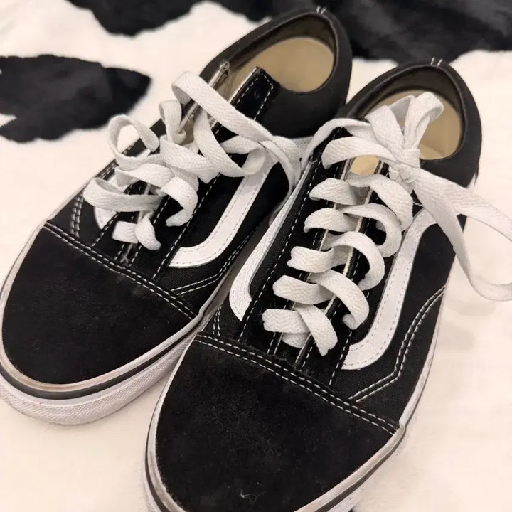[BUNJANG] Vans Old Skool Sneakers / 반스 올드스쿨