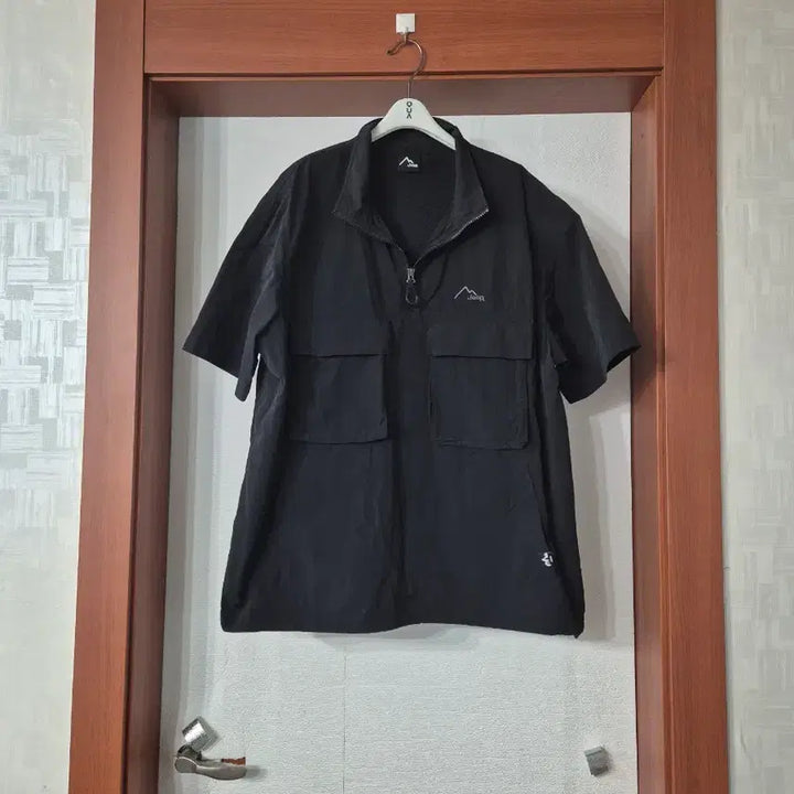 [BUNJANG] Jeep Short Sleeve Anorak Windbreaker / Jeep 반팔 아노락 바람막이 블랙