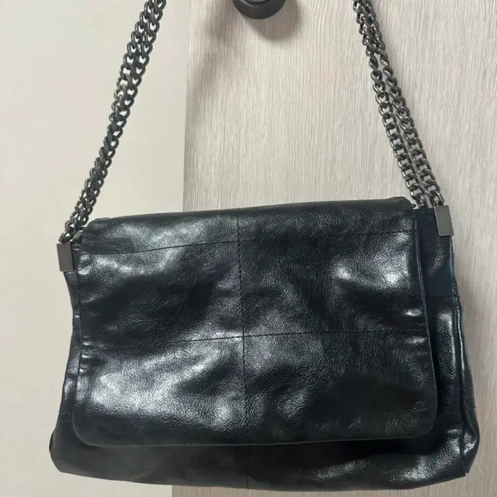 [BUNJANG] ZARA Rock Flap Shoulder Bag - Black / 자라ZARA 락 플랩 숄더백 블랙