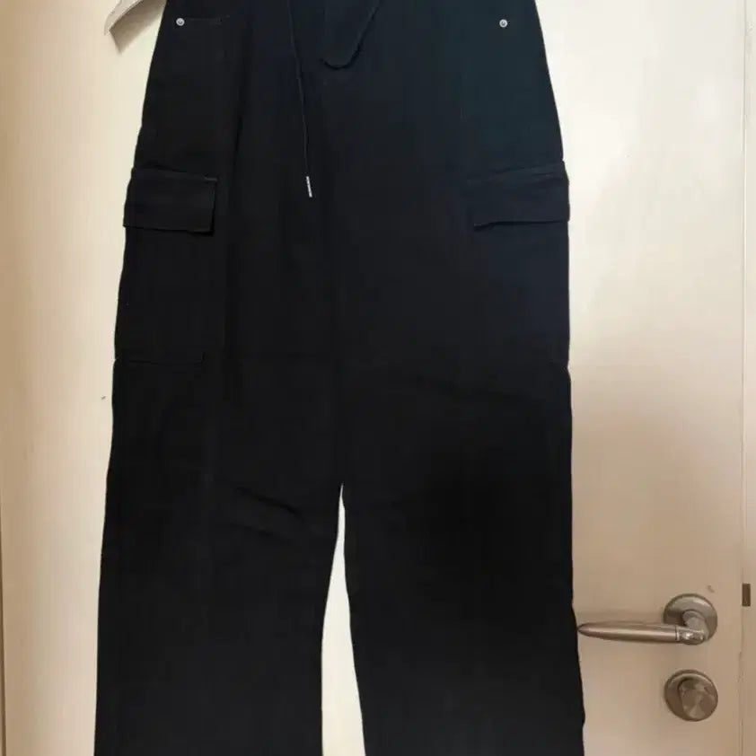 [BUNJANG] Black Cargo Wide Pants - S Size / (새제품) 허리 스트링 블랙 카고 와이드 팬츠 s
