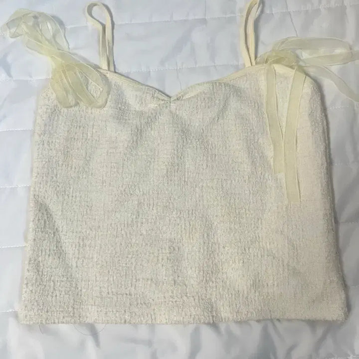 [BUNJANG] Bittercells Ivory Lace Cami Top / 비터셀즈 나시 아이보리 나시