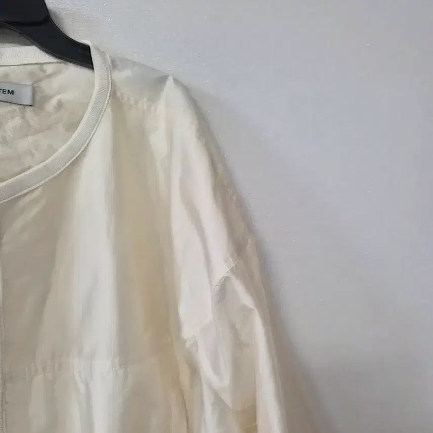 [BUNJANG] SYSTEM Ivory Windbreaker Jacket / SYSTEM 아이보리 바람막이 자켓 66