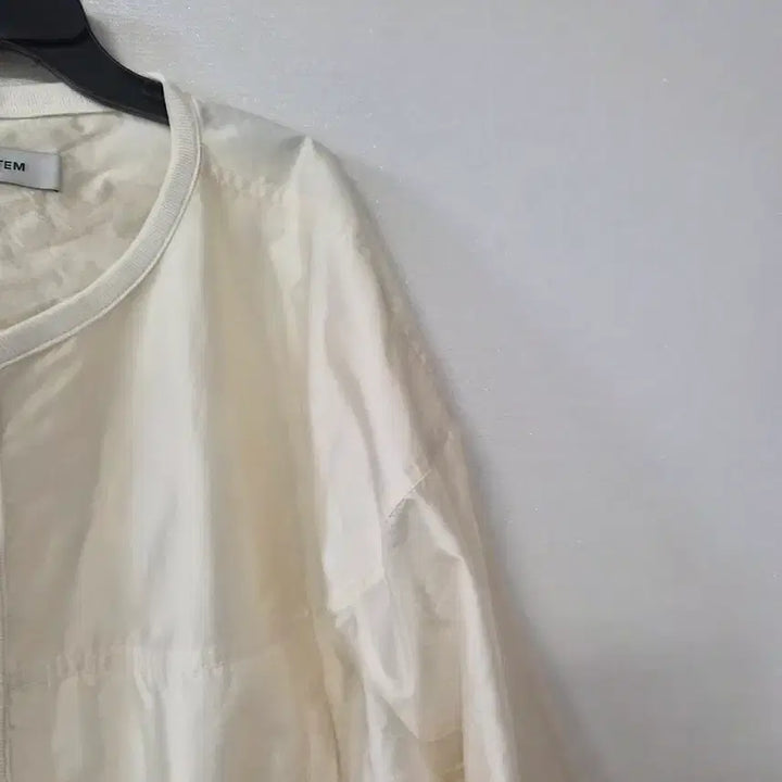 [BUNJANG] SYSTEM Ivory Windbreaker Jacket / SYSTEM 아이보리 바람막이 자켓 66