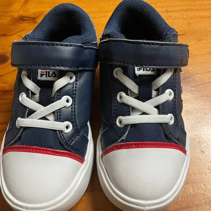 [SOLD OUT] 휠라아동운동화(180) (남아옷구매시드림)