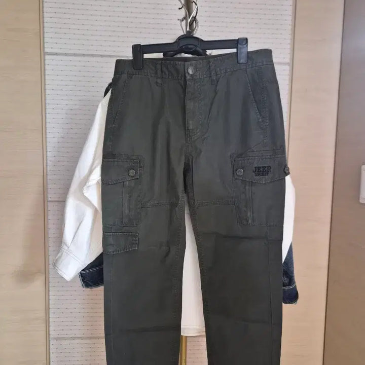 [BUNJANG] Jeep Cotton Pants (Size 26) / 거의새옷)지프 바지.26사이즈