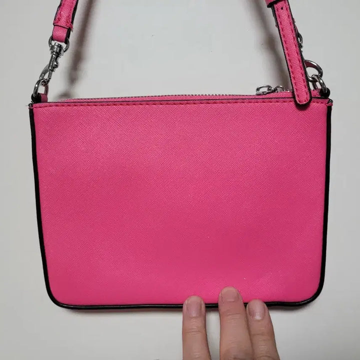 [BUNJANG] GUESS Mini Square Crossbody Bag / GUESS 게스 (핑크색) 미니사각 크로스백 가방