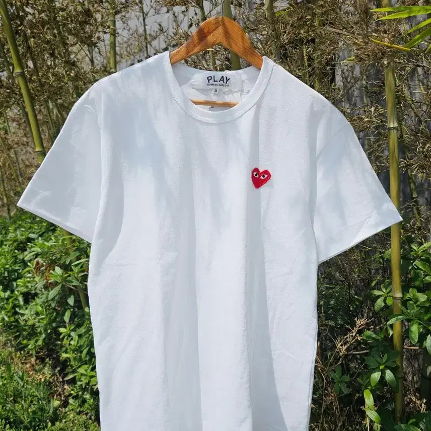[BUNJANG] Comme des Garcons Play Heart Logo T-shirt / 꼼데가르송 플레이 반팔 티셔츠 화이트/블랙