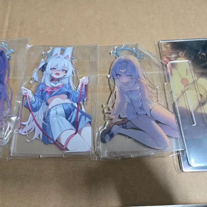 [BUNJANG] Blue Archive Miyako Acrylic Stand Bundle Set / 블루아카이브 미야코 아크릴스탠드 일괄4종