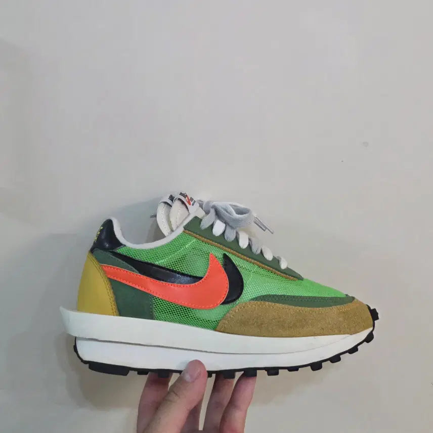 [BUNJANG] Nike x Sacai LDWaffle Green Multi Gusto / [235] 나이키x사카이 LD와플 그린멀티구스토ㅡ단종매물