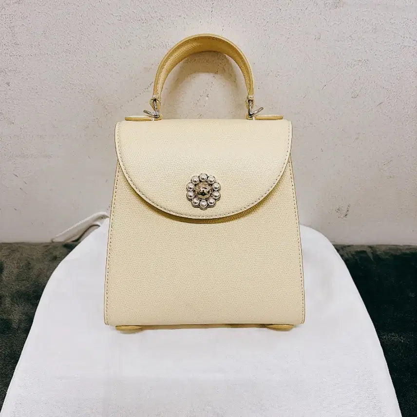 [BUNJANG] Simone Rocha Valentine Mini Tote Bag / (정품/새상품) 시몬로샤 여성 크림 펄 미니 발렌타인 토트백 숄더백