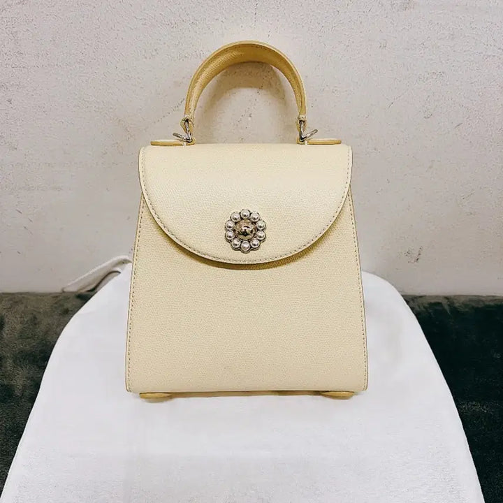 [BUNJANG] Simone Rocha Valentine Mini Tote Bag / (정품/새상품) 시몬로샤 여성 크림 펄 미니 발렌타인 토트백 숄더백