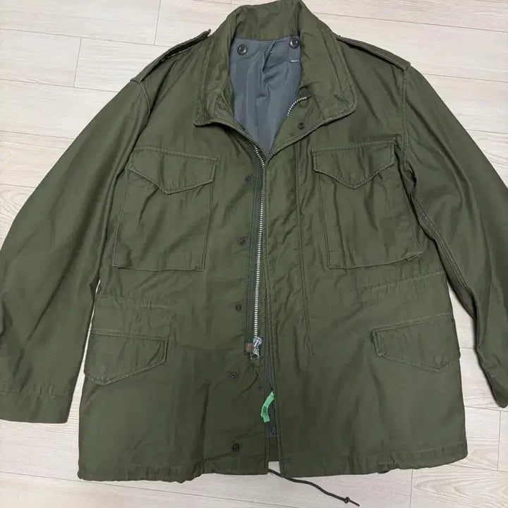 [SOLD OUT] 미군 필드자켓 2세대 회색안감 미디엄숏