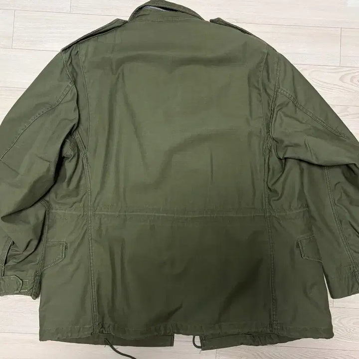 [SOLD OUT] 미군 필드자켓 2세대 회색안감 미디엄숏