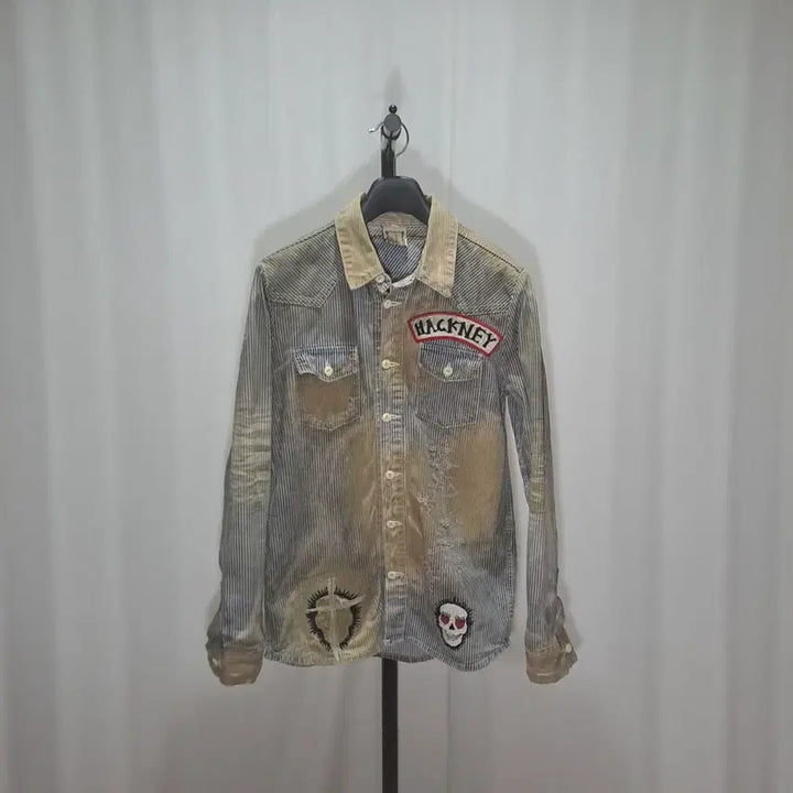 [BUNJANG] Skull Embroidered Patch Vintage Washed Denim Shirt / (무배) 해골 자수패치 빈티지 워싱 데님셔츠 95-100 156