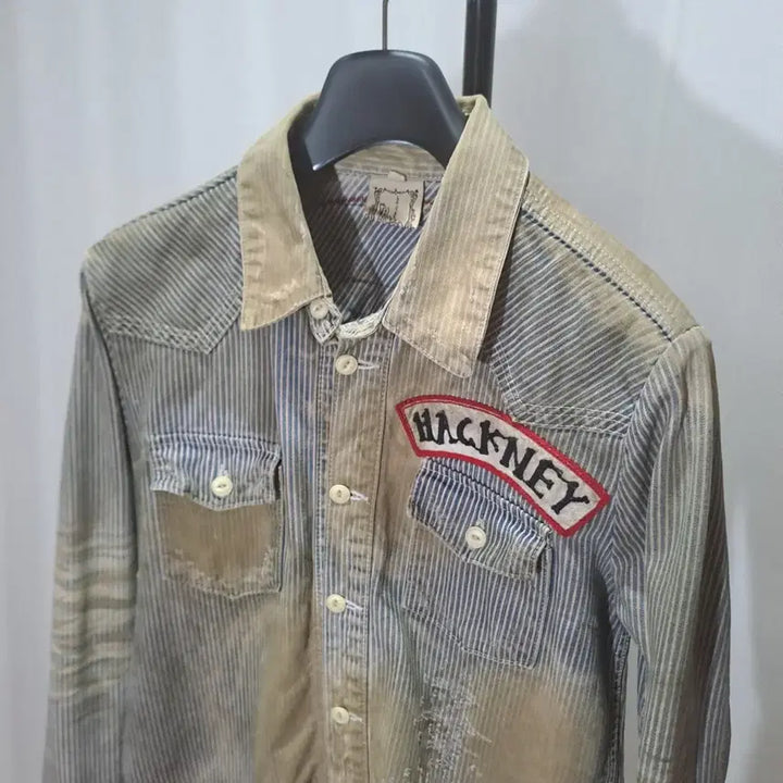 [BUNJANG] Skull Embroidered Patch Vintage Washed Denim Shirt / (무배) 해골 자수패치 빈티지 워싱 데님셔츠 95-100 156