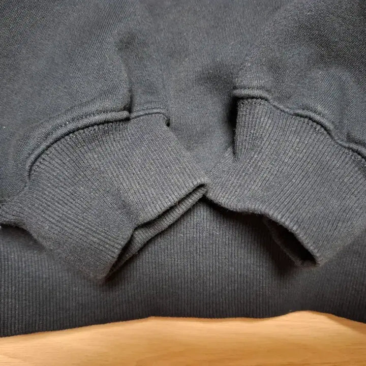[BUNJANG] Mardi Mercredi Navy Sweatshirt / 마르디 메크르디 맨투맨