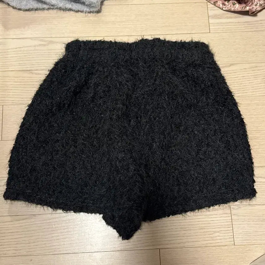 [BUNJANG] Unbranded Fleece Shorts / 뽀글이 반바지 FREE 블랙,그레이